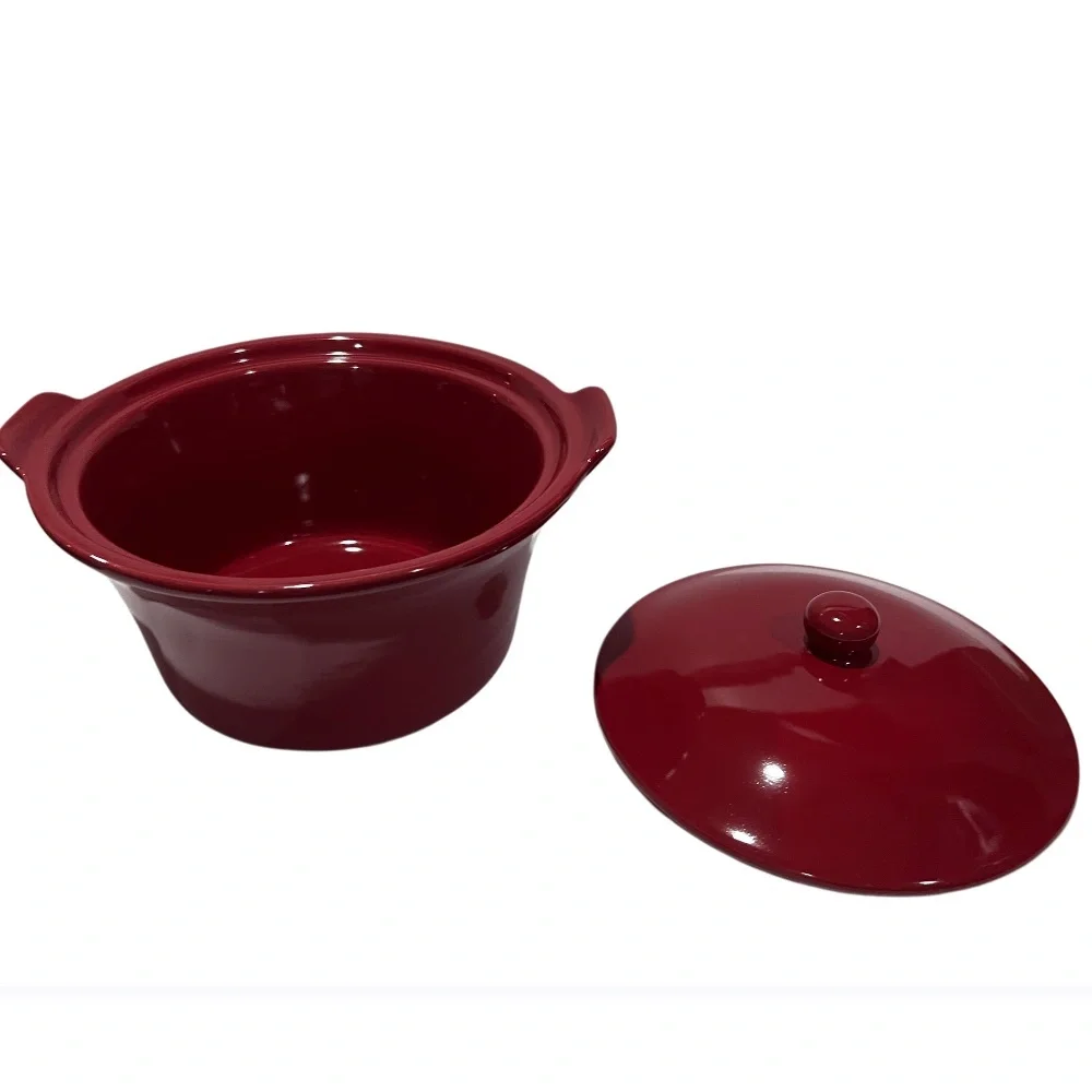 Red Ceramic Round Casserole Dish or Pot with Lid